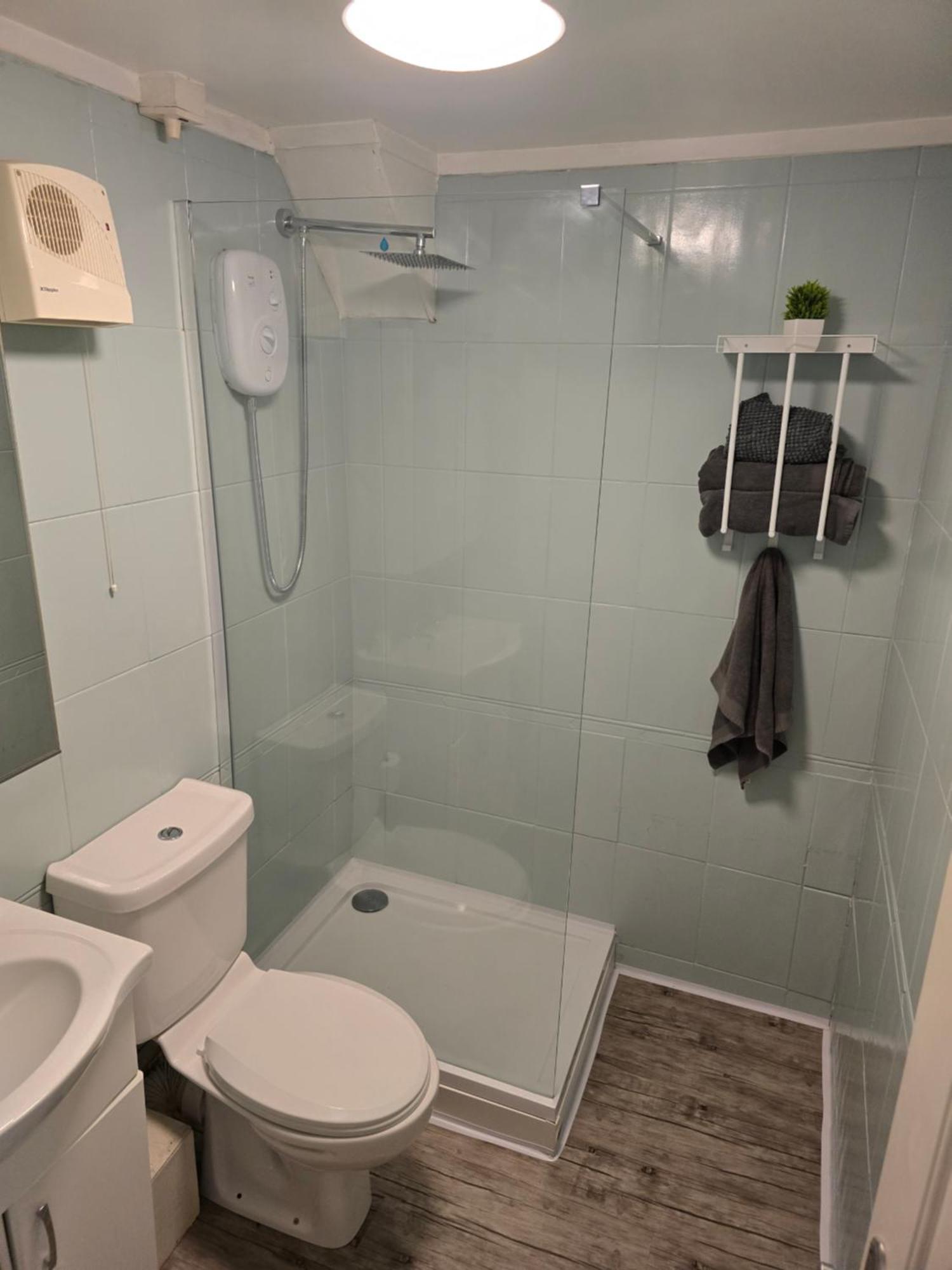 Havisham Studio Flat Rochester Me1 1Xz Strood Exterior foto